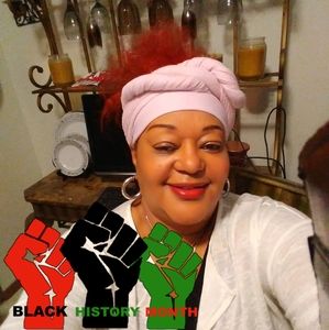 Meet your Posher, Juanita